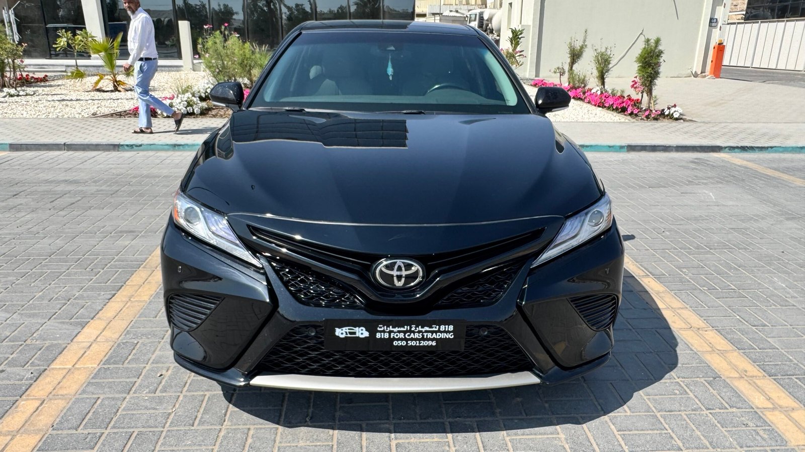 للبيع تويوتا كامري XSE فل اوبشن بانورما موديل 2018 اسود من الداخل بيج جلد
4 سلندر - الصورة 23